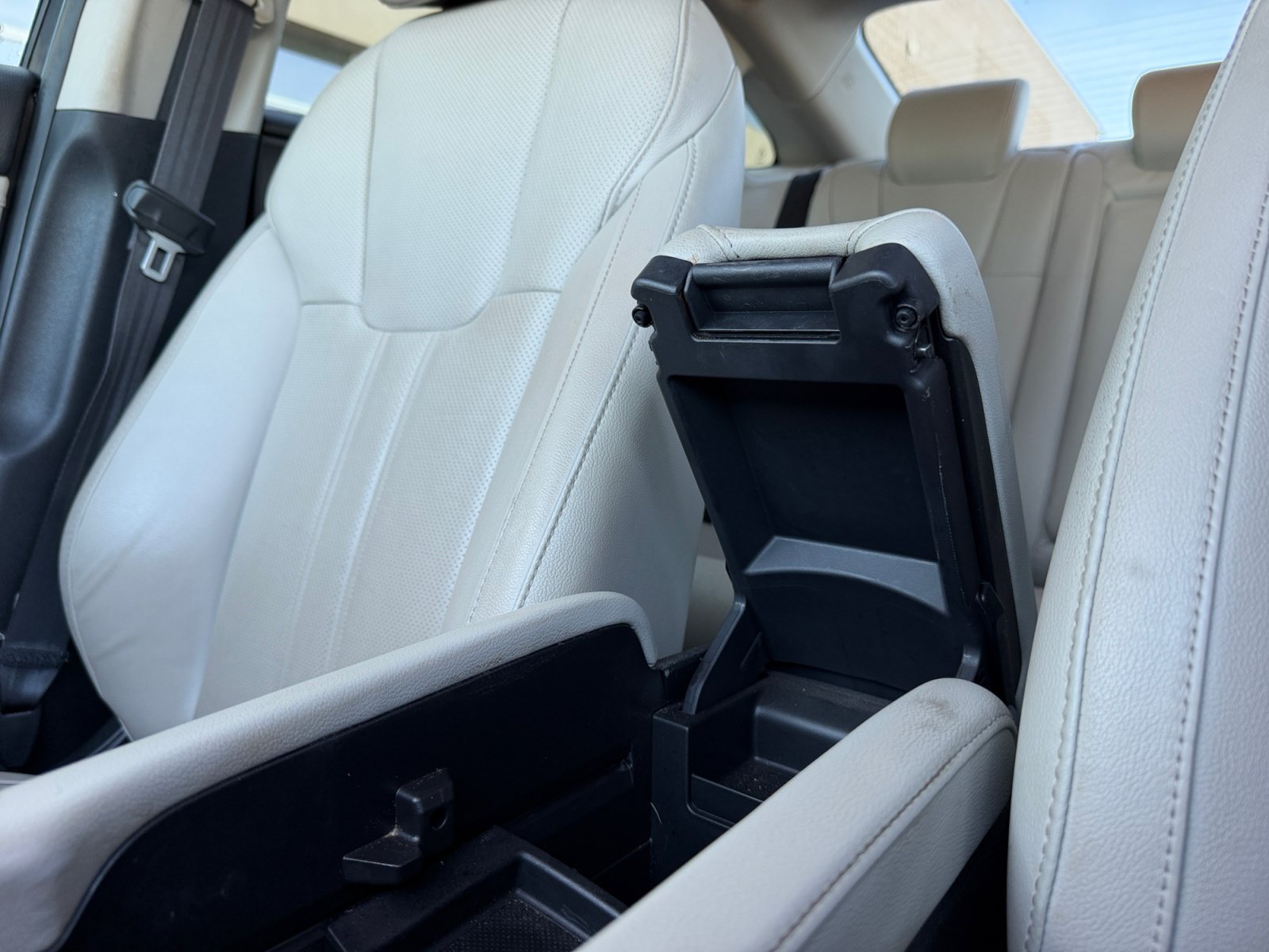 Used 2020 Honda Insight Touring image 15