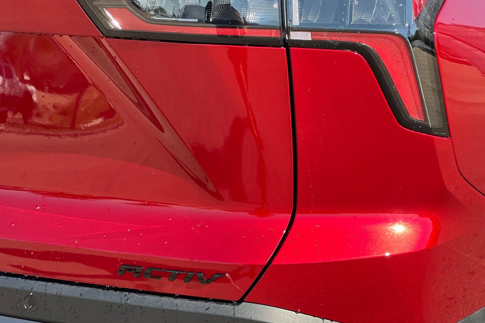 New 2026 Chevrolet Equinox ACTIV AWD/4WD image 22