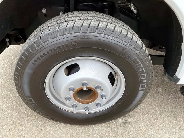 Used 2024 Ford F350 XL w/ XL Chrome Package image 26