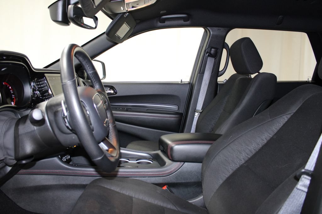 Used 2025 Dodge Durango GT AWD/4WD image 14