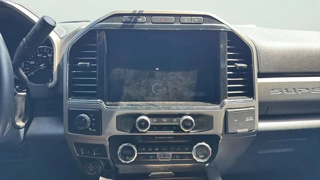 Used 2022 Ford F250 Lariat w/ Black Appearance Package AWD/4WD image 15