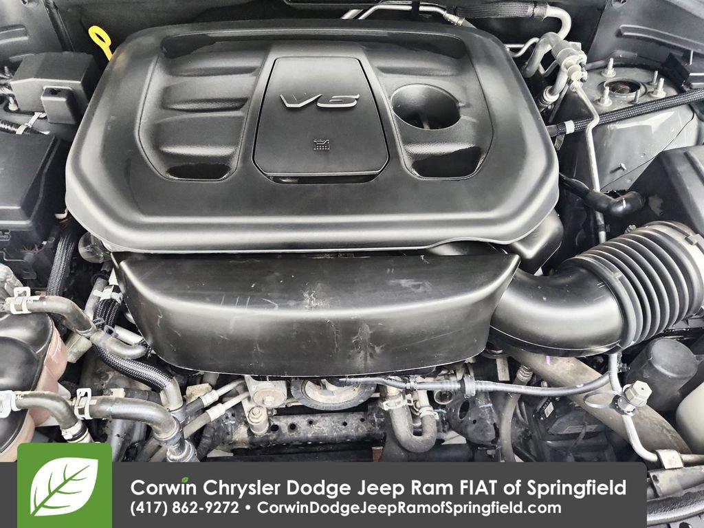 Used 2020 Dodge Durango SXT image 35