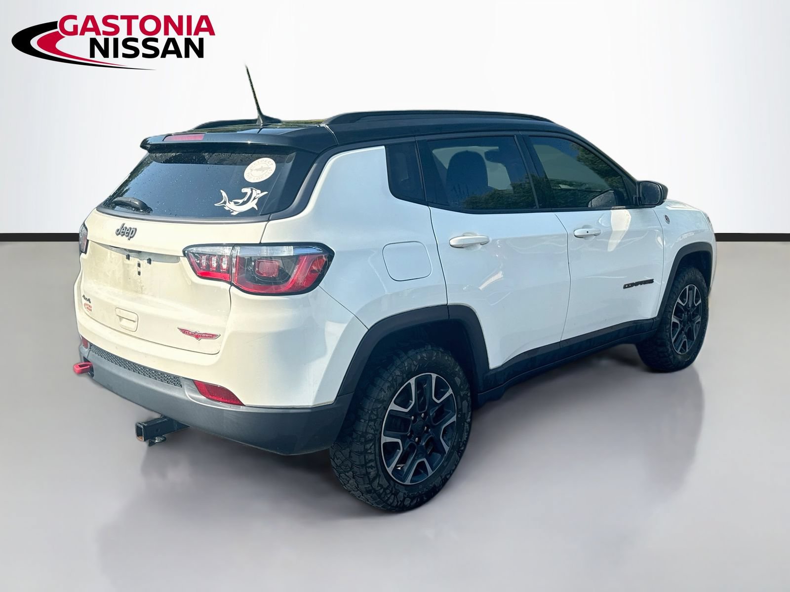 Used 2019 Jeep Compass Trailhawk w/ Cold Weather Group AWD/4WD image 9