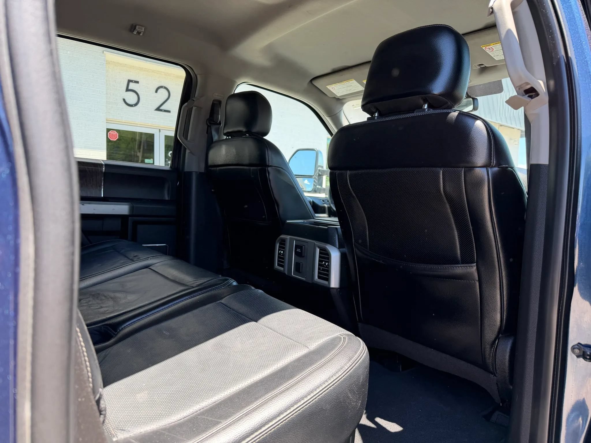Used 2017 Ford F250 Lariat w/ Chrome Package AWD/4WD image 8