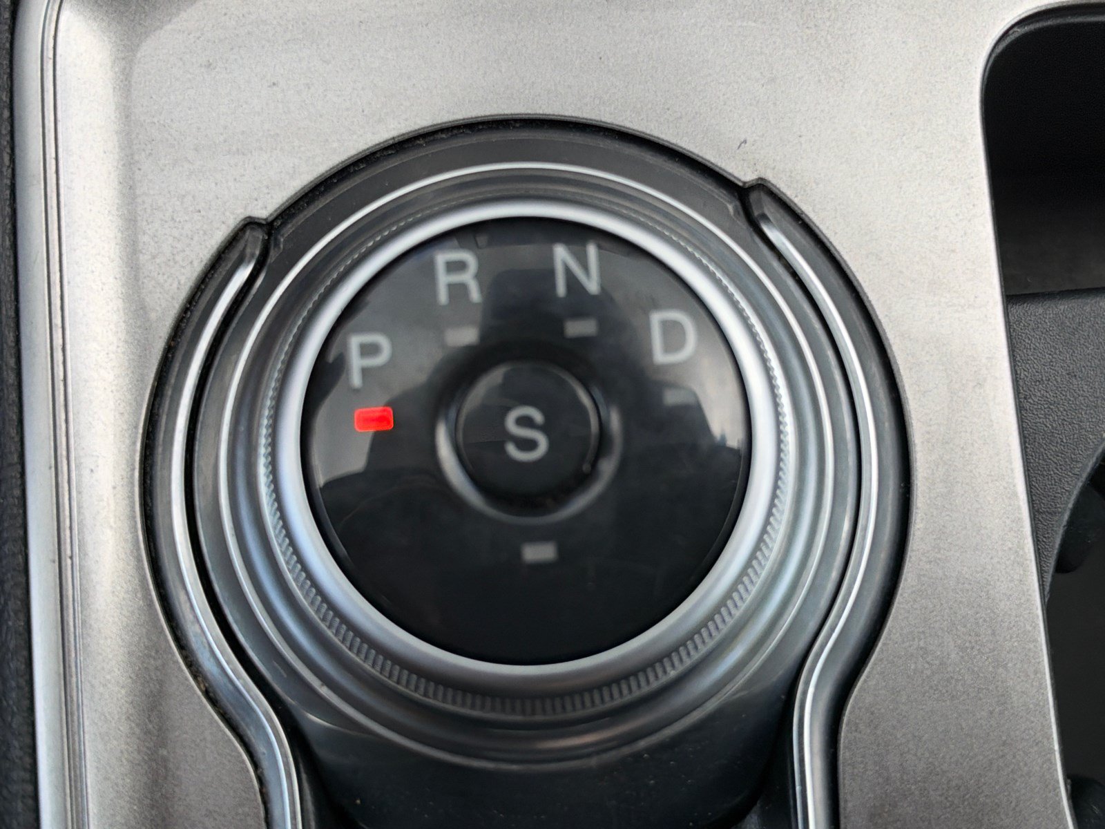 Used 2024 Ford Edge SEL AWD/4WD image 31