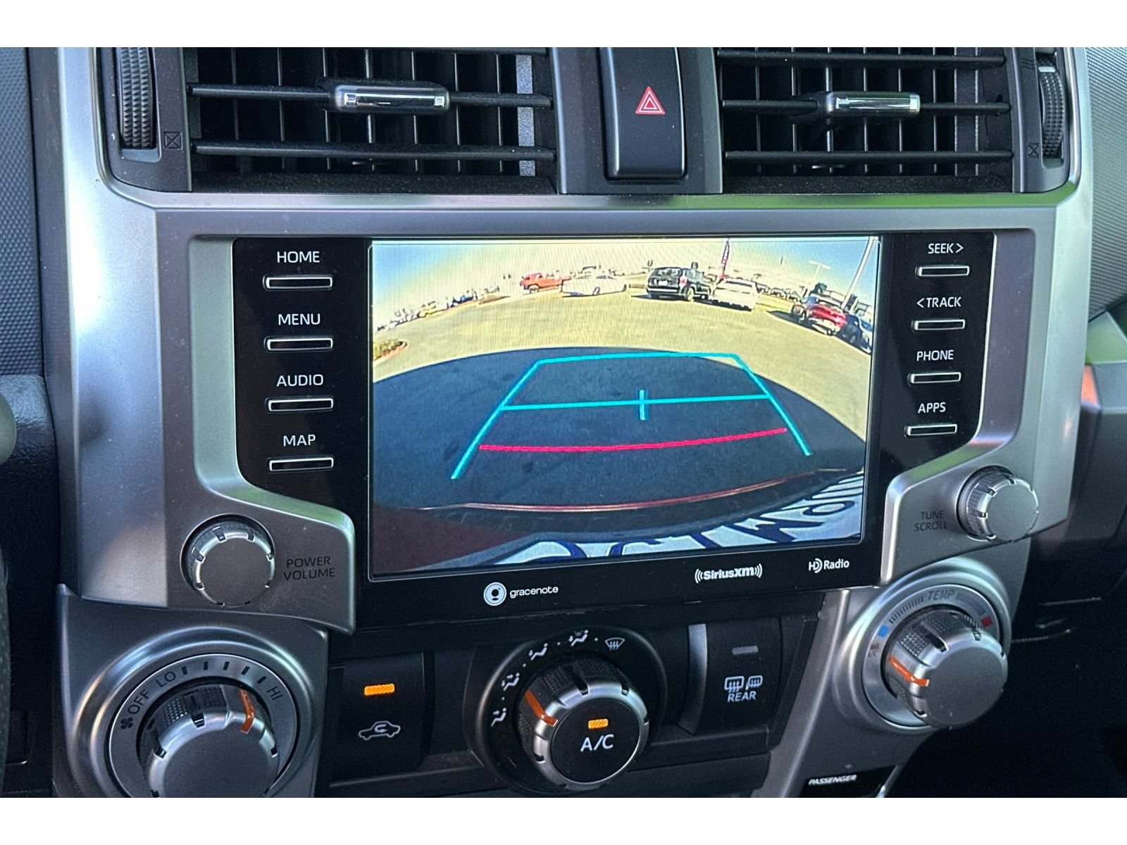 Used 2022 Toyota 4Runner SR5 Premium w/ Moonroof Package AWD/4WD image 24