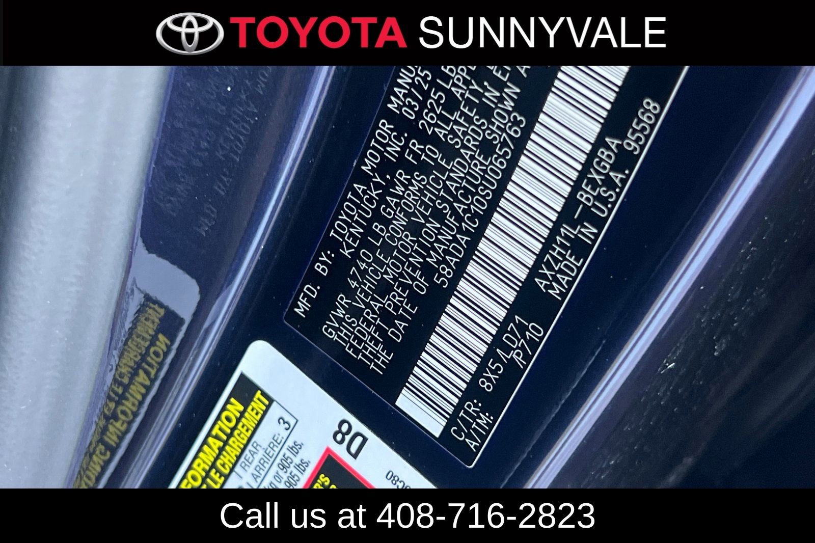 Used 2025 Lexus ES 300h w/ Premium Package image 29