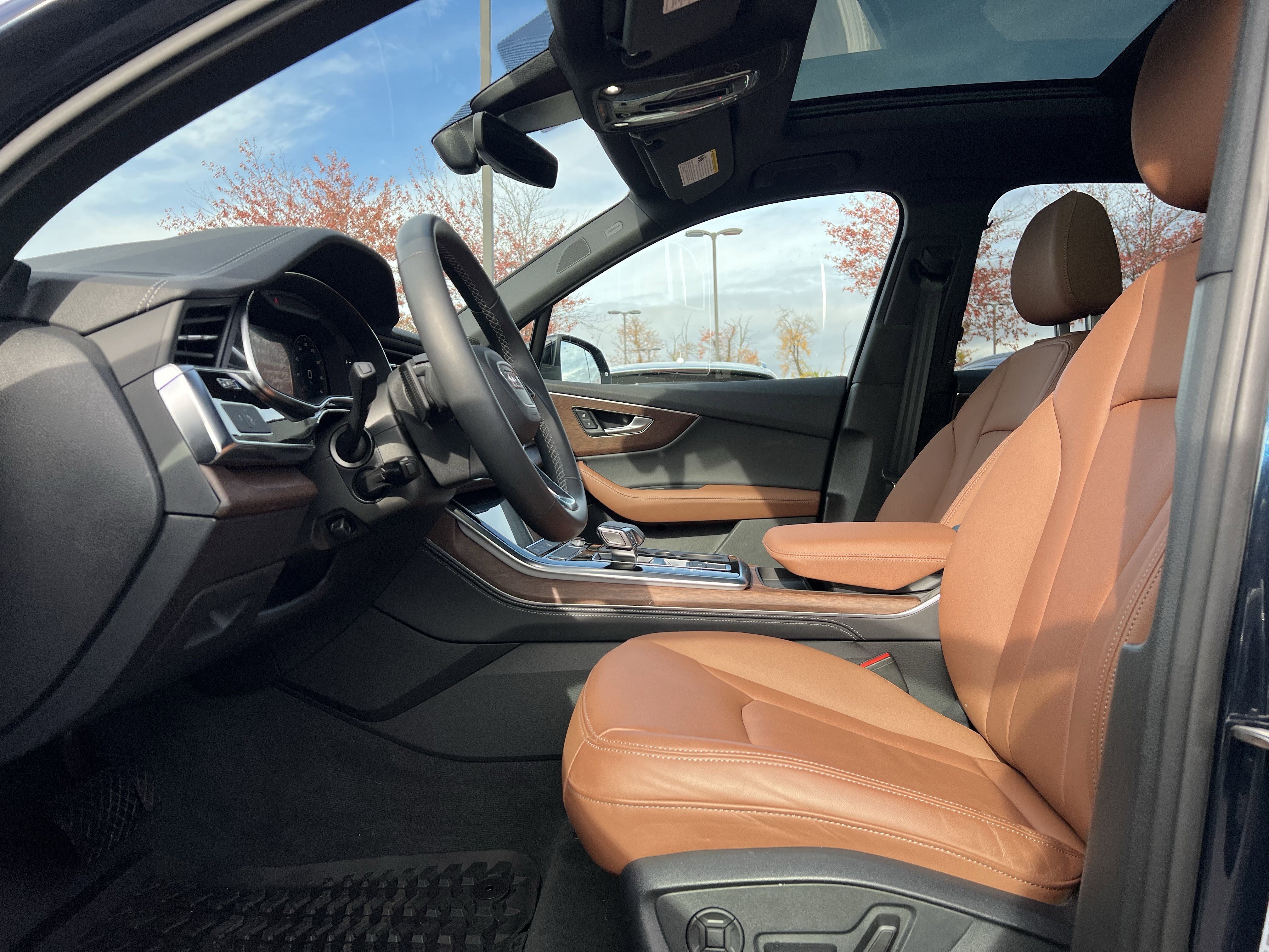 Certified 2025 Audi Q7 2.0T Premium Plus image 14