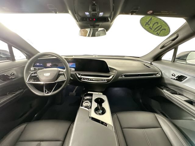 Used 2024 Cadillac Lyriq Tech w/ Driver Assist Package AWD/4WD image 33