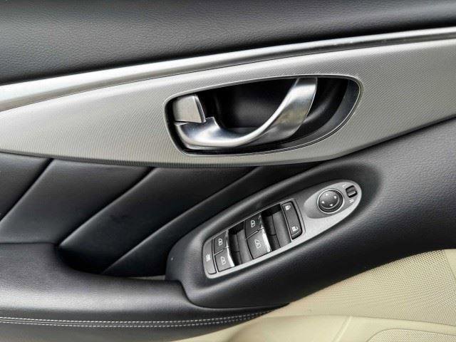 Used 2020 INFINITI Q50 Luxe w/ Essential Package (3.0T Luxe) RWD image 15