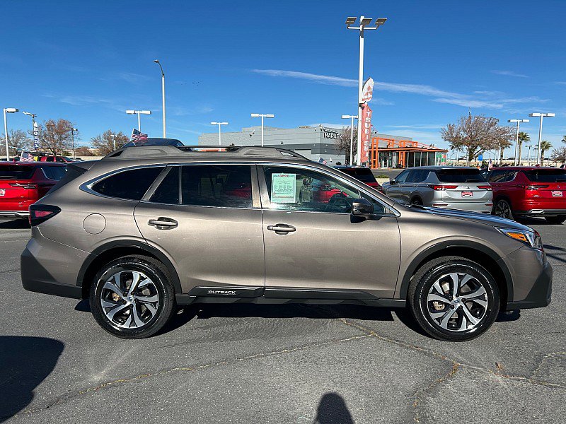 Used 2022 Subaru Outback Limited image 8
