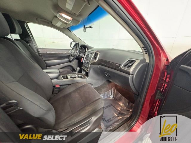 Used 2011 Jeep Grand Cherokee Laredo AWD/4WD image 8