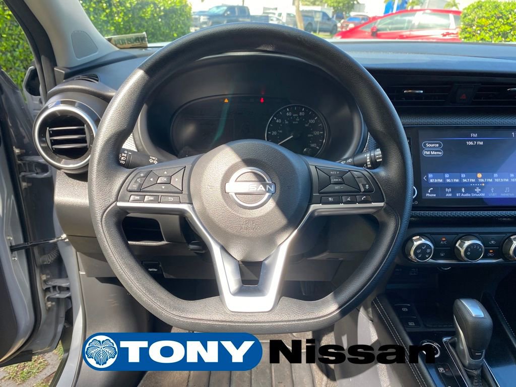 Used 2024 Nissan Kicks SV image 32