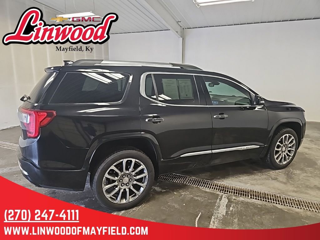 Used 2023 GMC Acadia Denali image 2