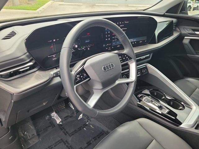 Certified 2025 Audi Q5 Premium w/ Convenience Package AWD/4WD image 17