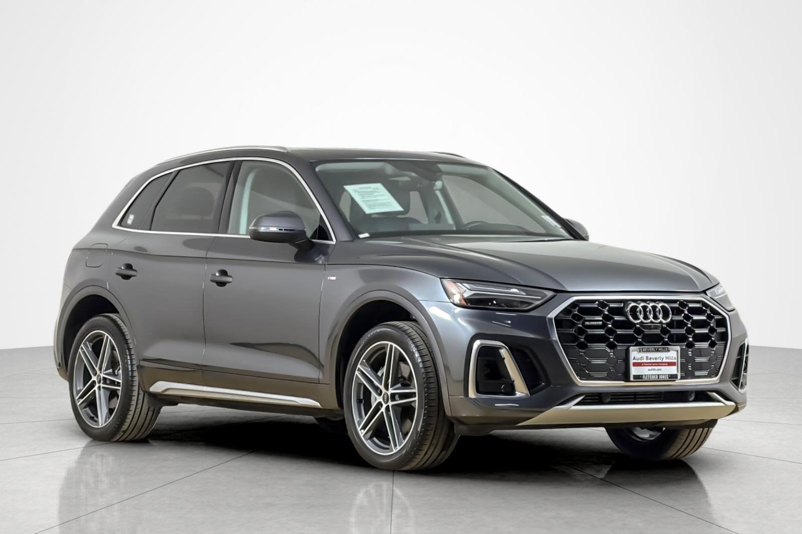 Used 2023 Audi Q5 e Premium Plus w/ Premium Plus Package AWD/4WD image 7