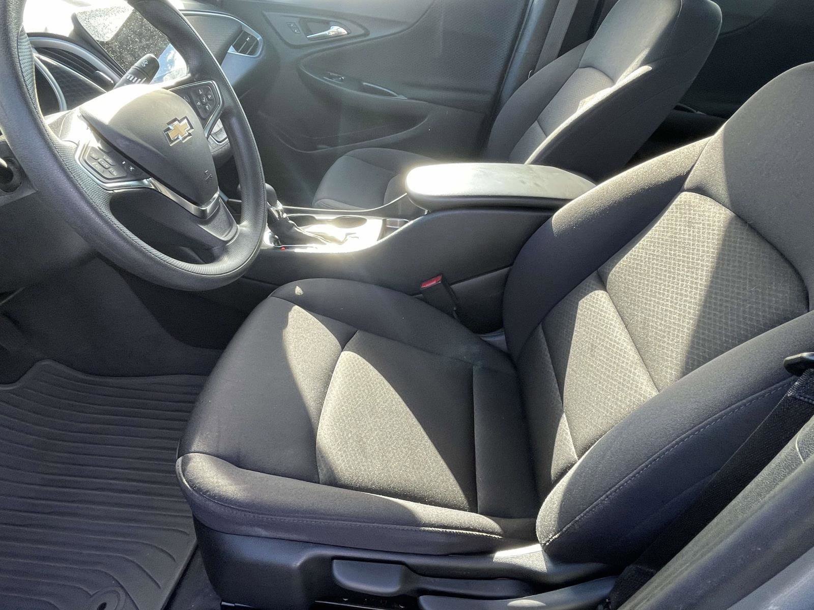 Used 2023 Chevrolet Malibu LS image 7