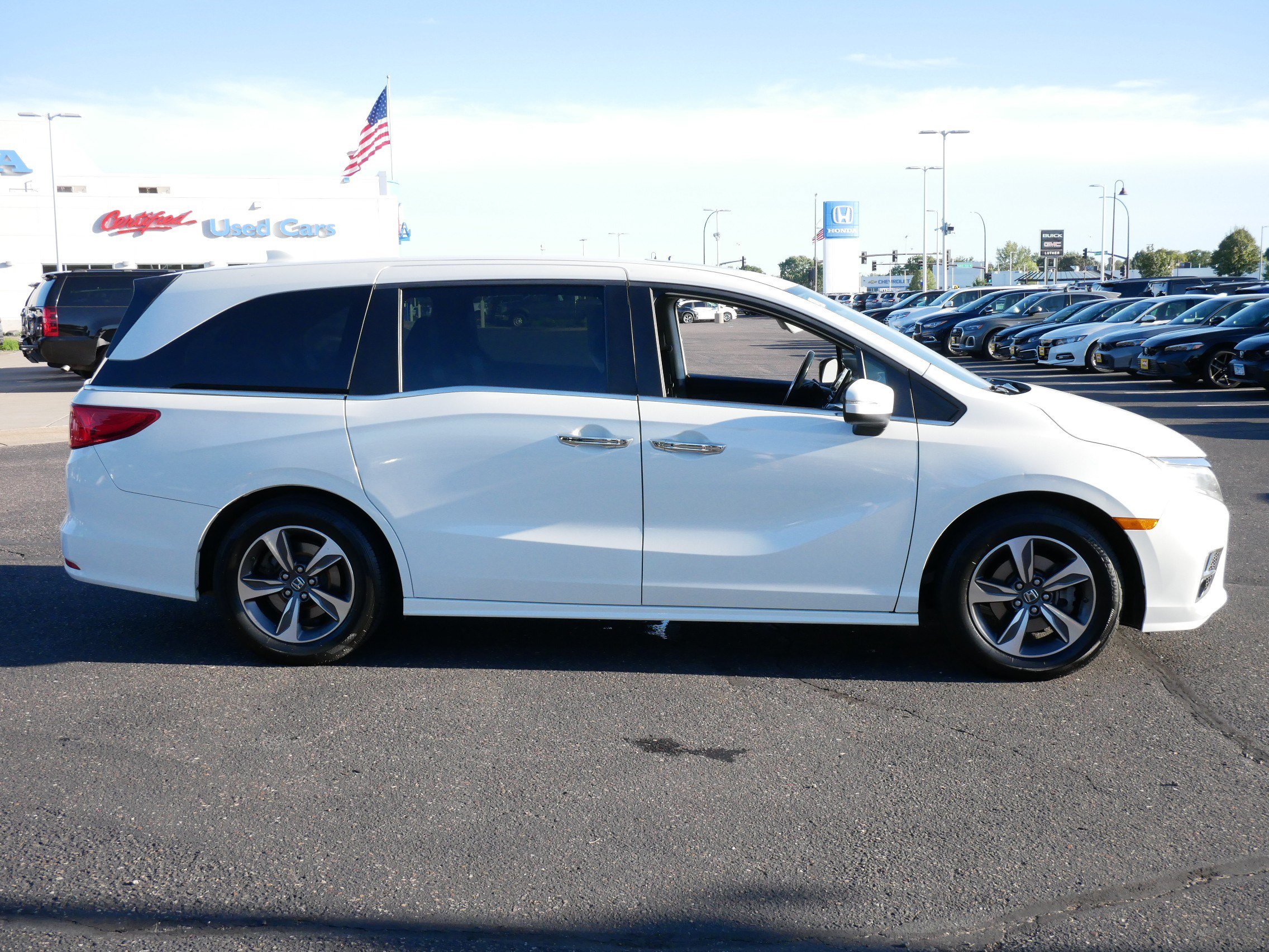 Used 2018 Honda Odyssey Touring image 8