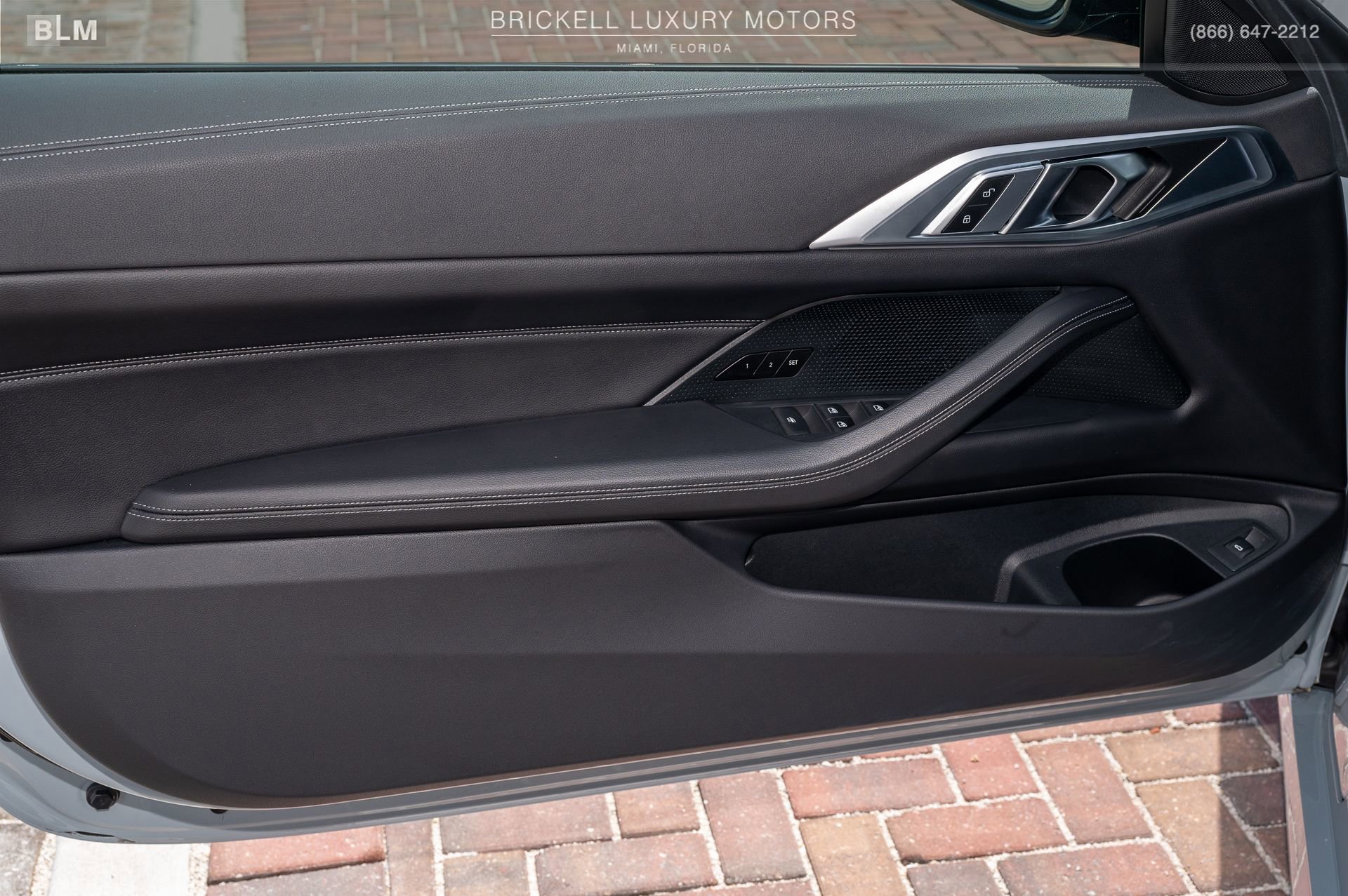 Used 2024 BMW M440i Convertible w/ Shadowloine Package image 18