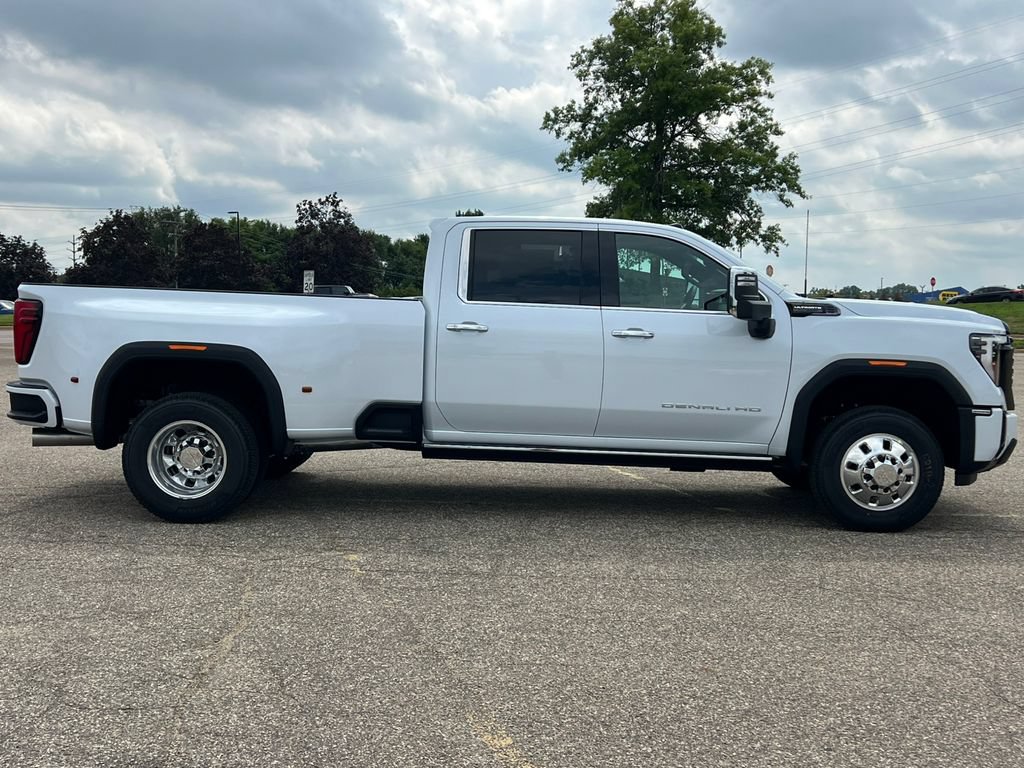 New 2026 GMC Sierra 3500 Denali Ultimate AWD/4WD image 61