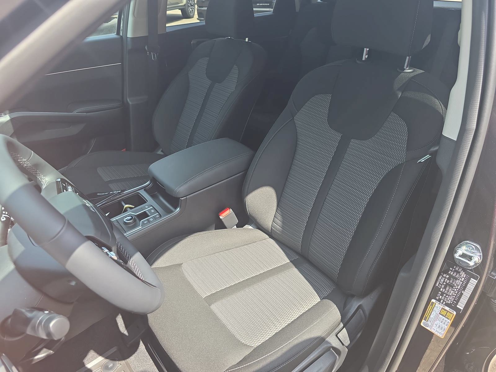 New 2026 Kia Sorento LX FWD image 14