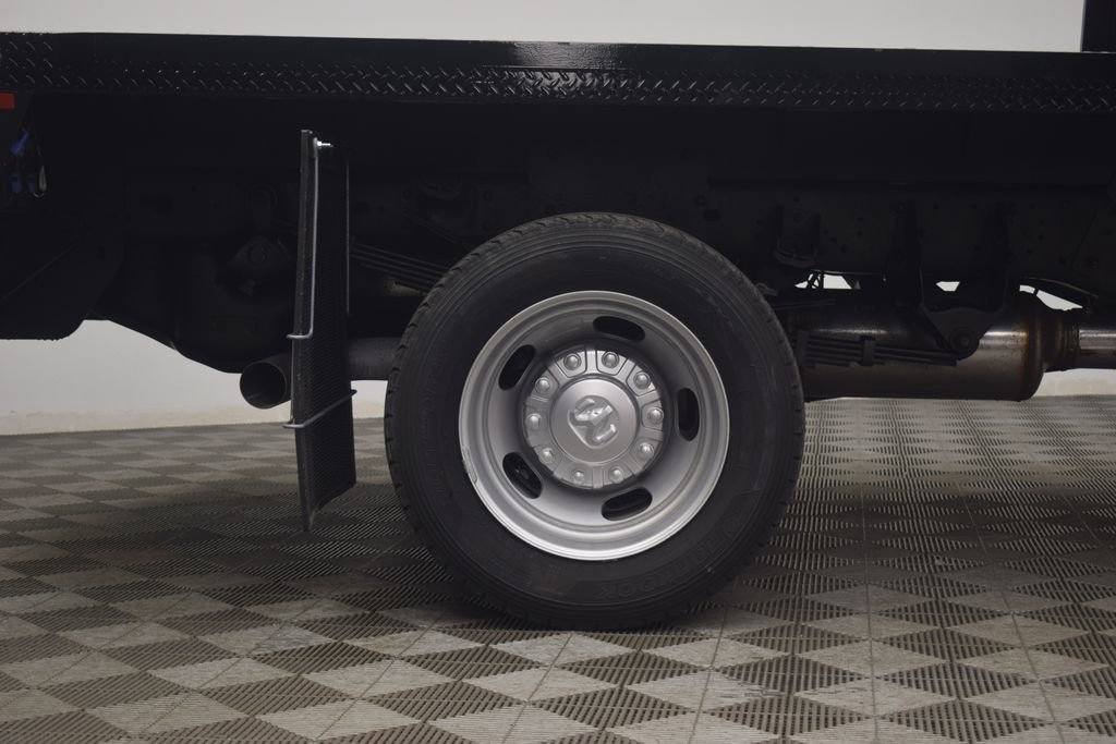 New 2026 RAM 5500 Tradesman w/ Chrome Appearance Group AWD/4WD image 9