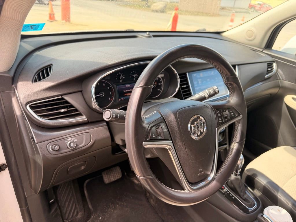 Used 2019 Buick Encore Preferred image 10