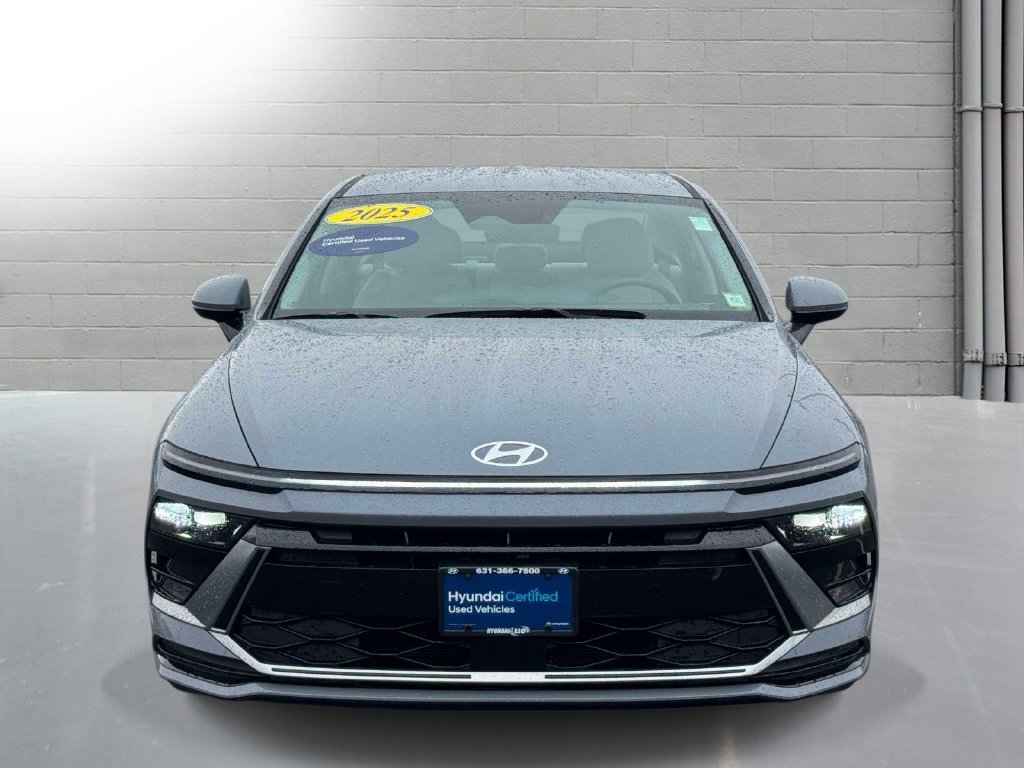 Used 2025 Hyundai Sonata SEL FWD image 2