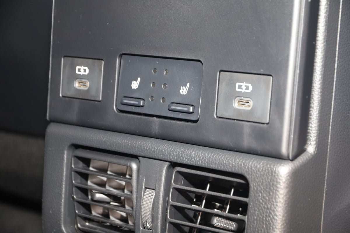 Used 2023 Toyota bZ4X AWD w/ Weather Package image 15