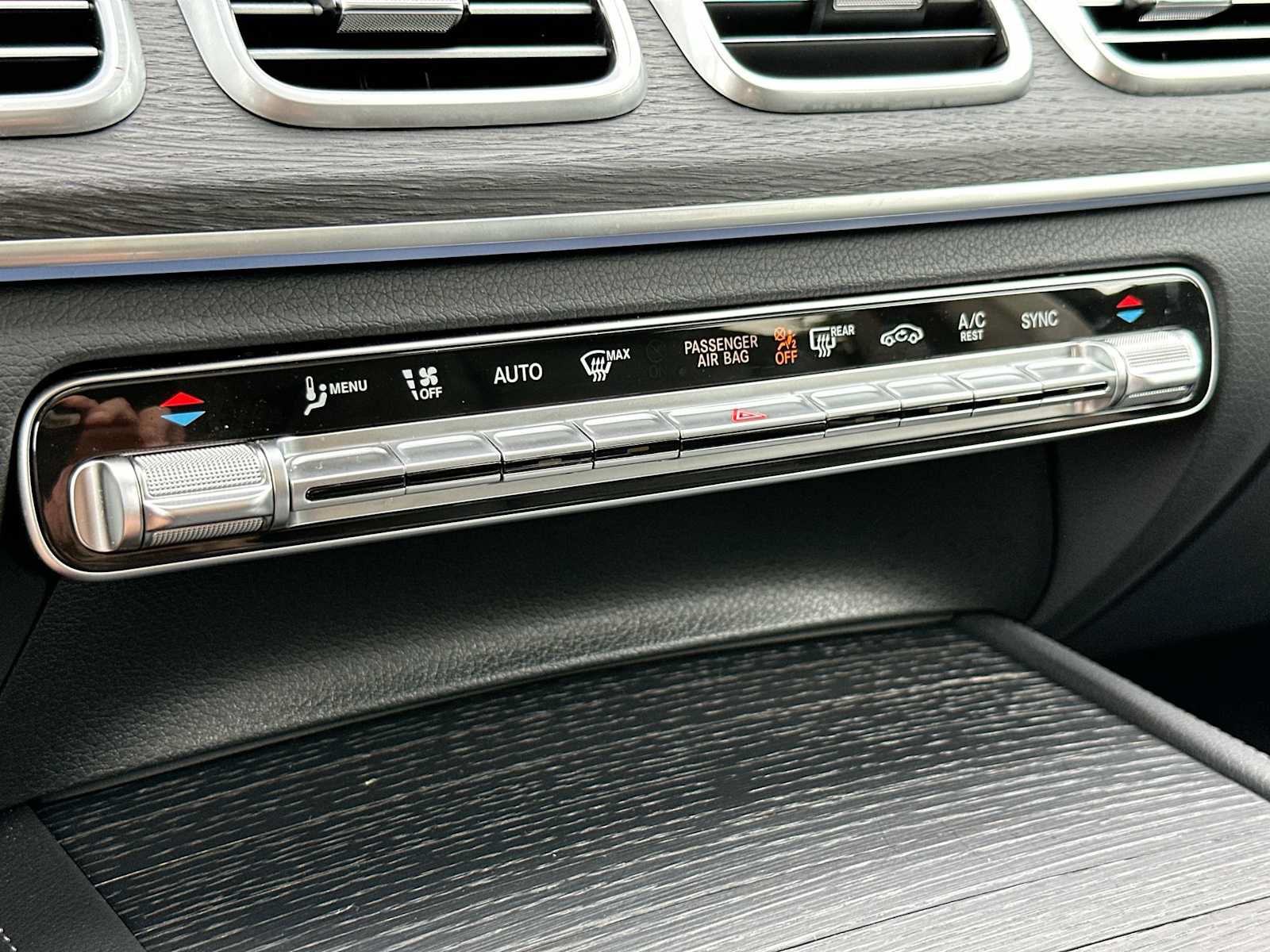 Used 2026 Mercedes-Benz GLS 450 4MATIC image 16