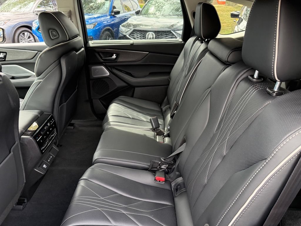 New 2026 Acura MDX w/ Advance Package AWD/4WD image 14