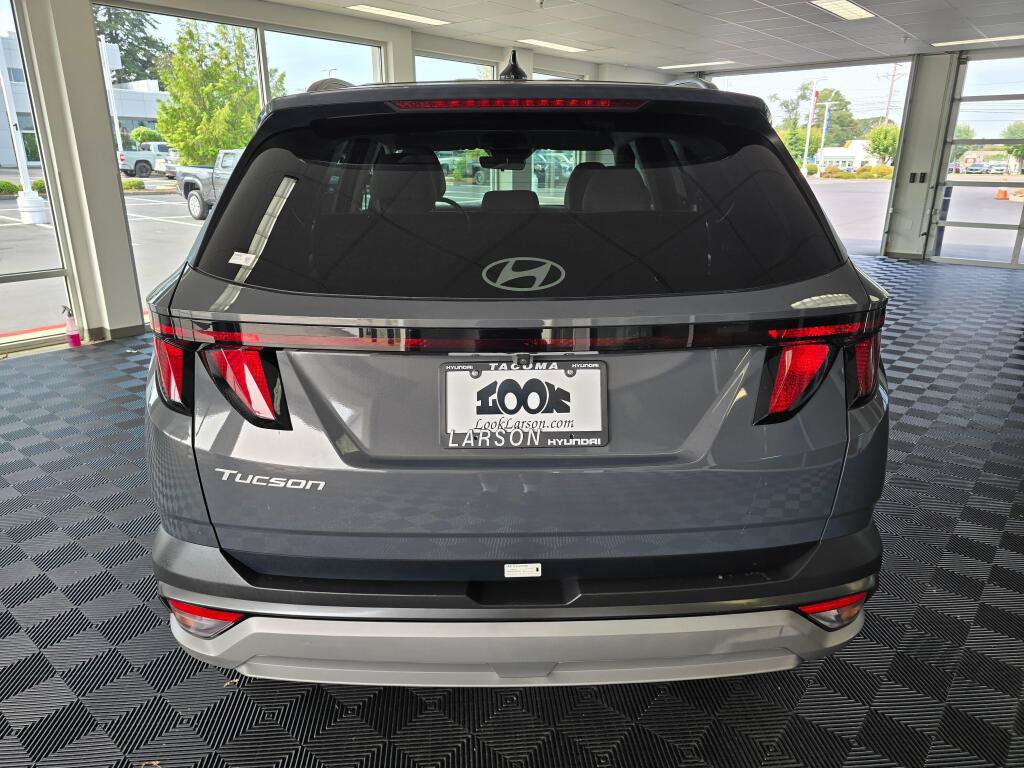 Used 2025 Hyundai Tucson SEL FWD image 4