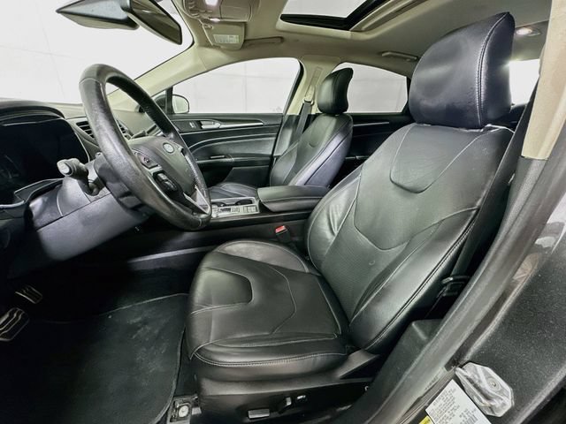 Used 2017 Ford Fusion Energi Titanium FWD image 26