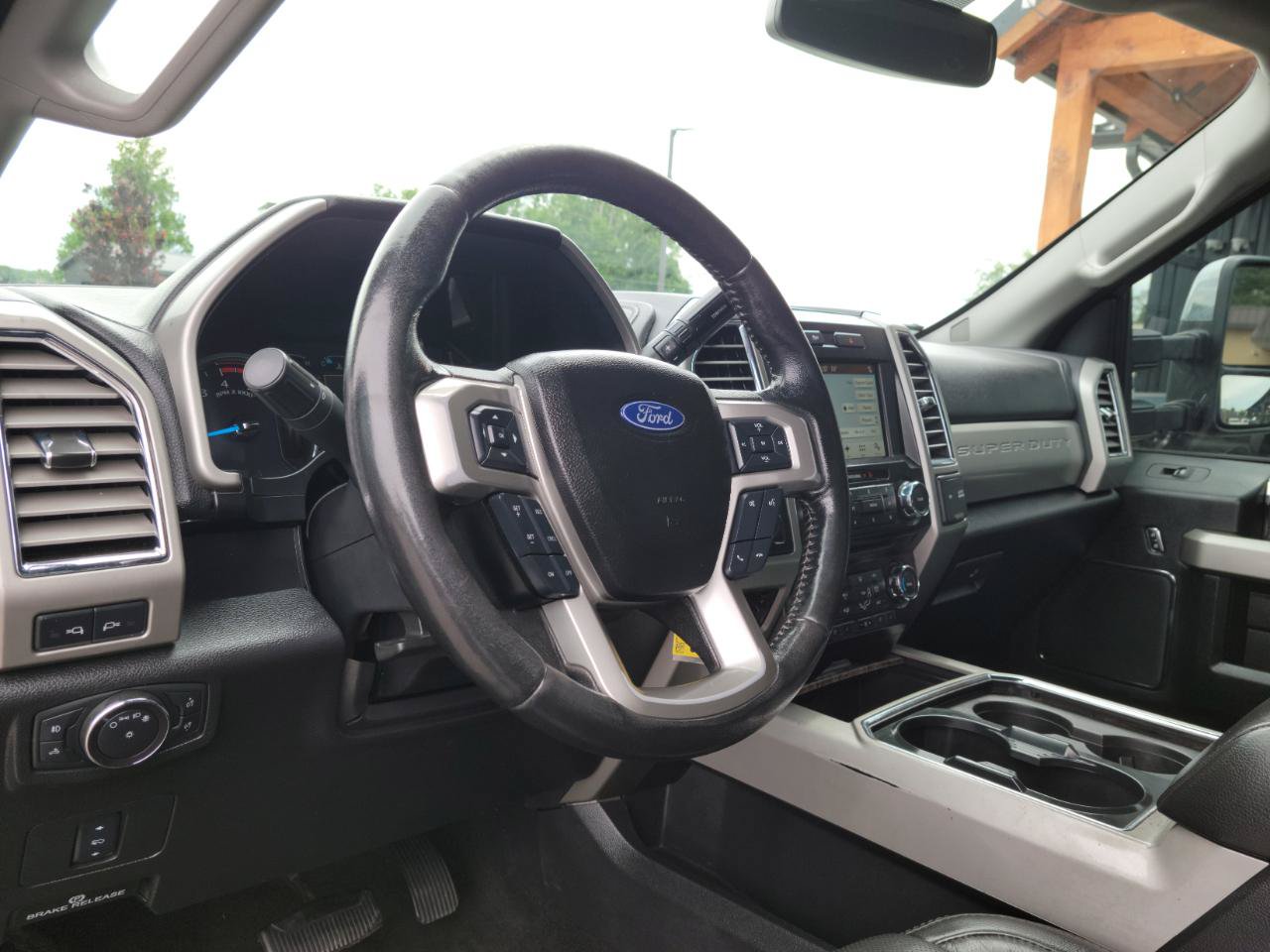 Used 2017 Ford F250 Lariat w/ Chrome Package AWD/4WD image 9