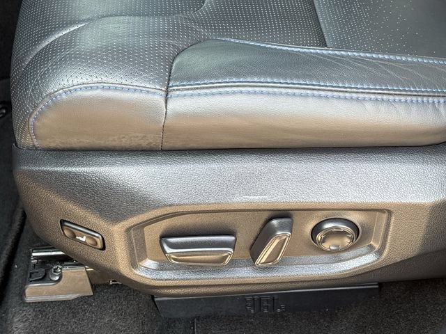 Used 2022 Toyota Tundra Platinum w/ Advanced Package AWD/4WD image 27