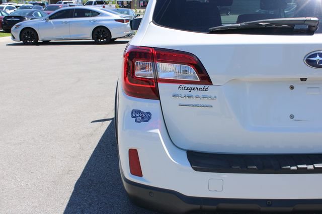 Used 2017 Subaru Outback 2.5i Limited AWD/4WD image 44