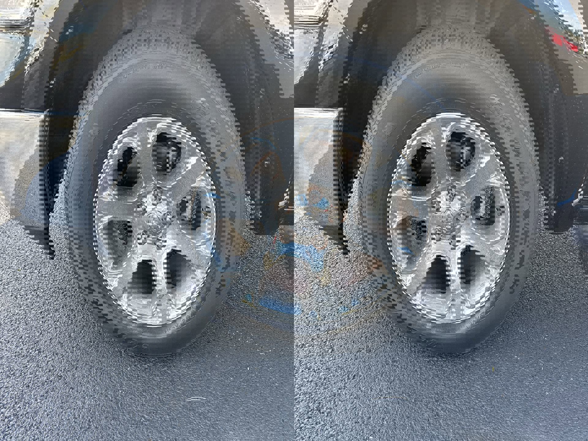 Used 2013 RAM 1500 Laramie w/ Convenience Group image 10