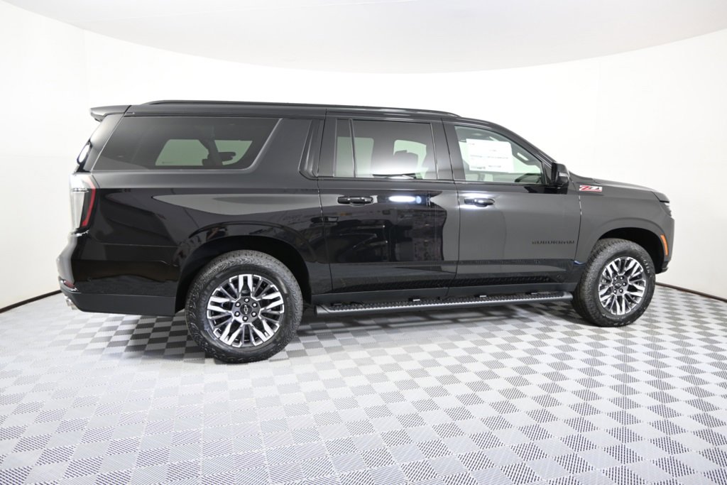 New 2026 Chevrolet Suburban Z71 w/ Z71 Off-Road Package image 8