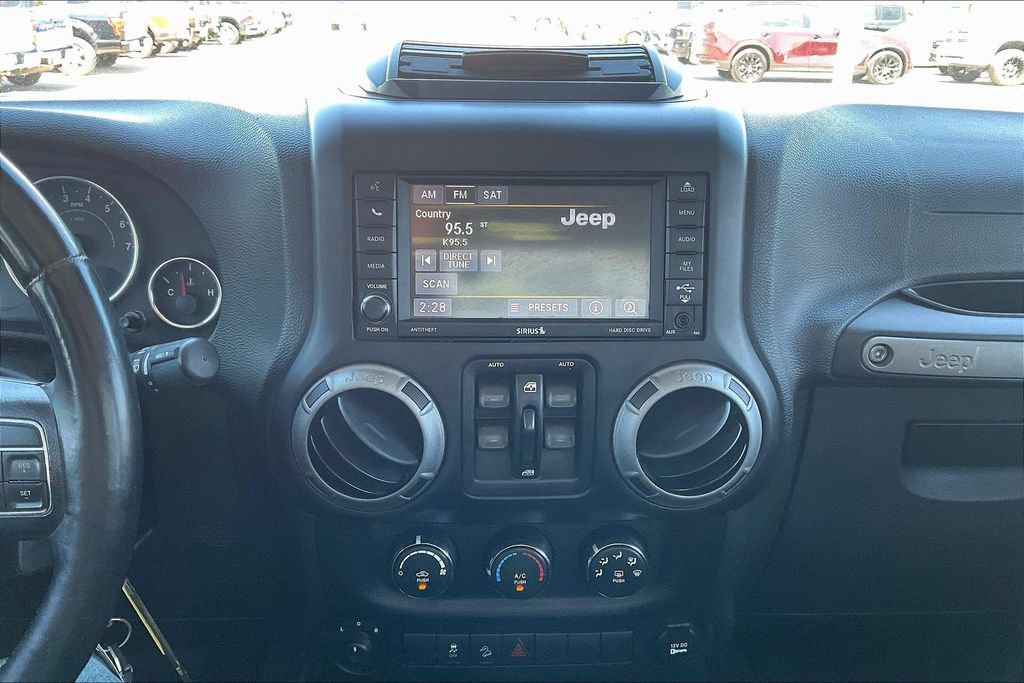 Used 2014 Jeep Wrangler Unlimited Sport w/ Quick Order Package 24S AWD/4WD image 19