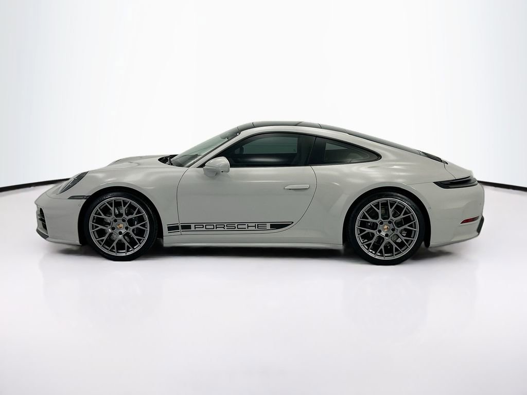 Used 2026 Porsche 911 Carrera image 8