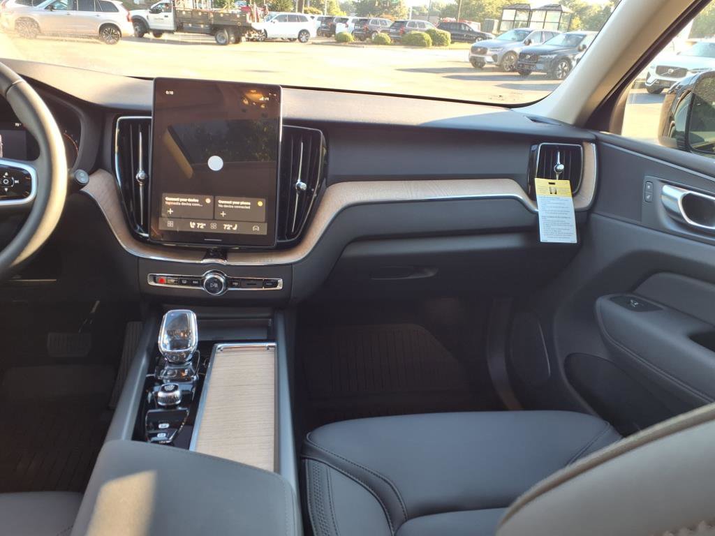 New 2026 Volvo XC60 B5 Plus w/ Protection Package Premier image 10