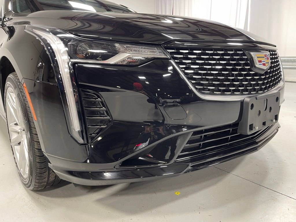 Used 2022 Cadillac CT4 Luxury w/ Sun And Sound Package image 11