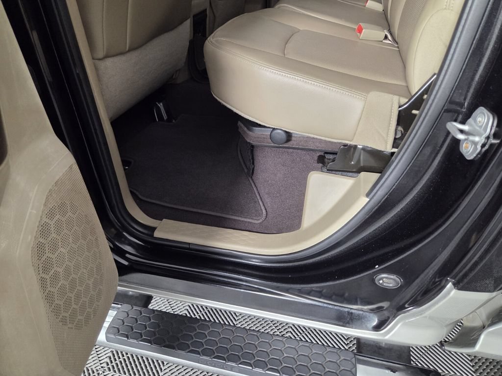 Used 2009 Dodge Ram 1500 Truck Laramie RWD image 26