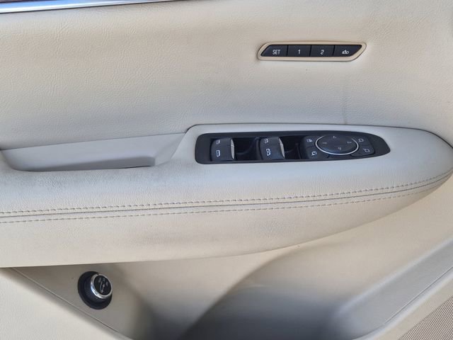 Used 2018 Cadillac XT5 Luxury w/ Driver Awareness Package image 23