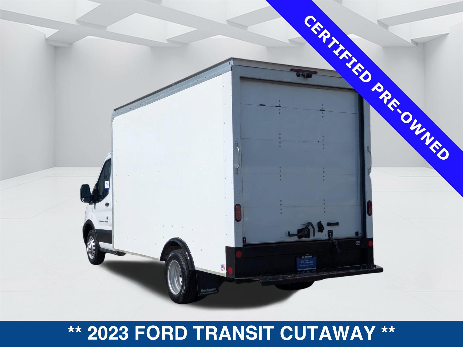 Certified 2023 Ford Transit 350 DRW RWD image 6