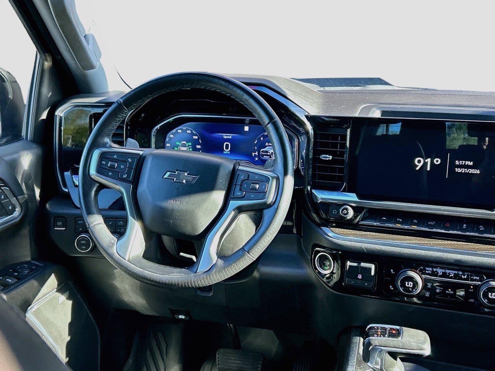 Used 2022 Chevrolet Silverado 1500 LT Trail Boss w/ LT Trail Boss Premium Package AWD/4WD image 17