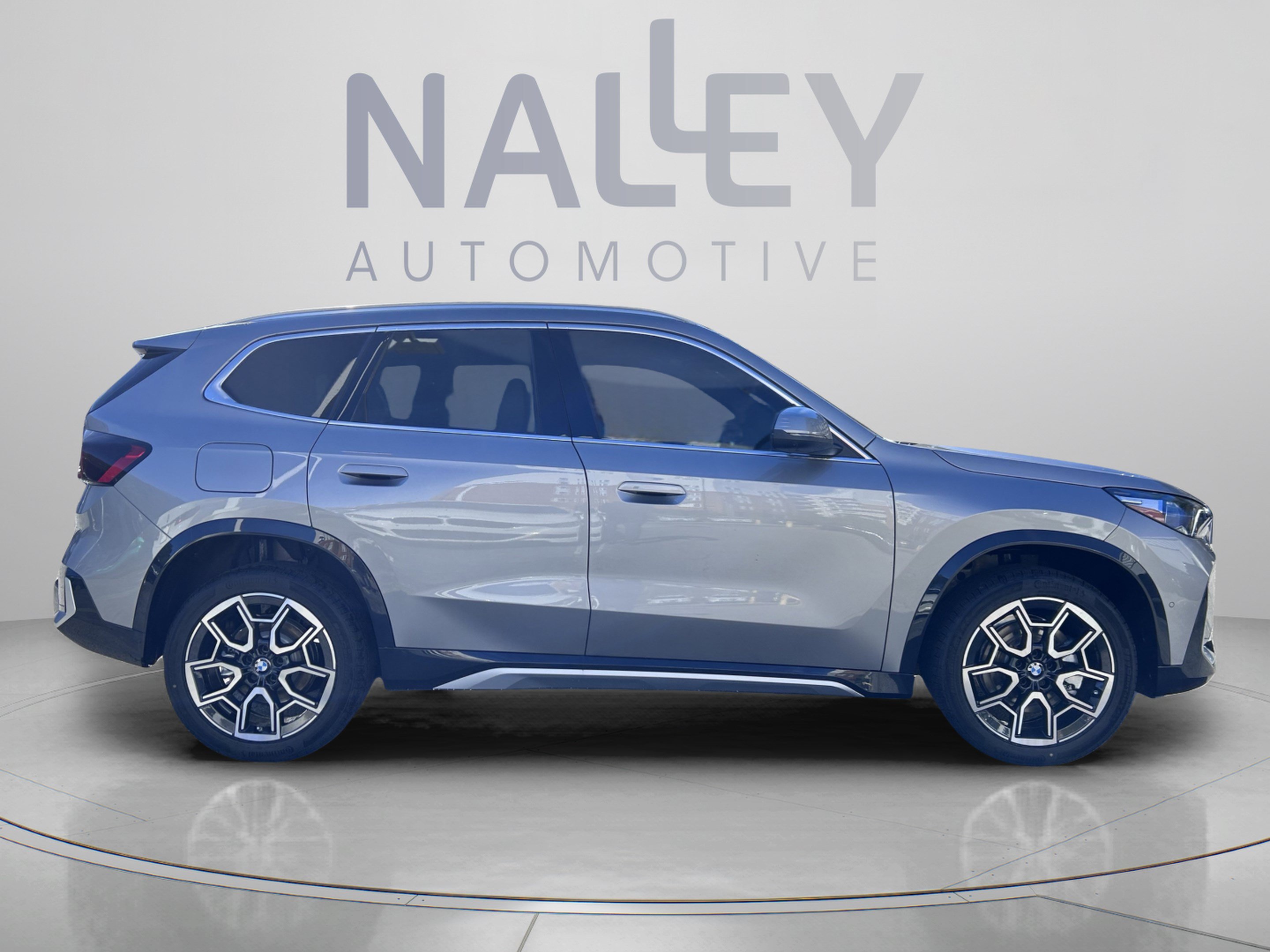 Used 2026 BMW X1 xDrive28i w/ Technology Package AWD/4WD image 5