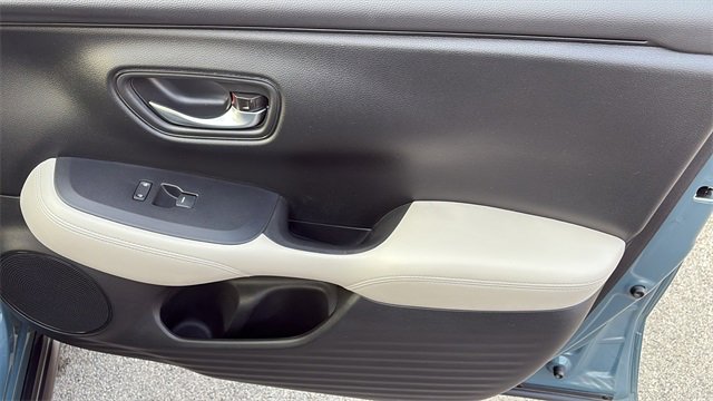 Used 2024 Honda HR-V LX image 30