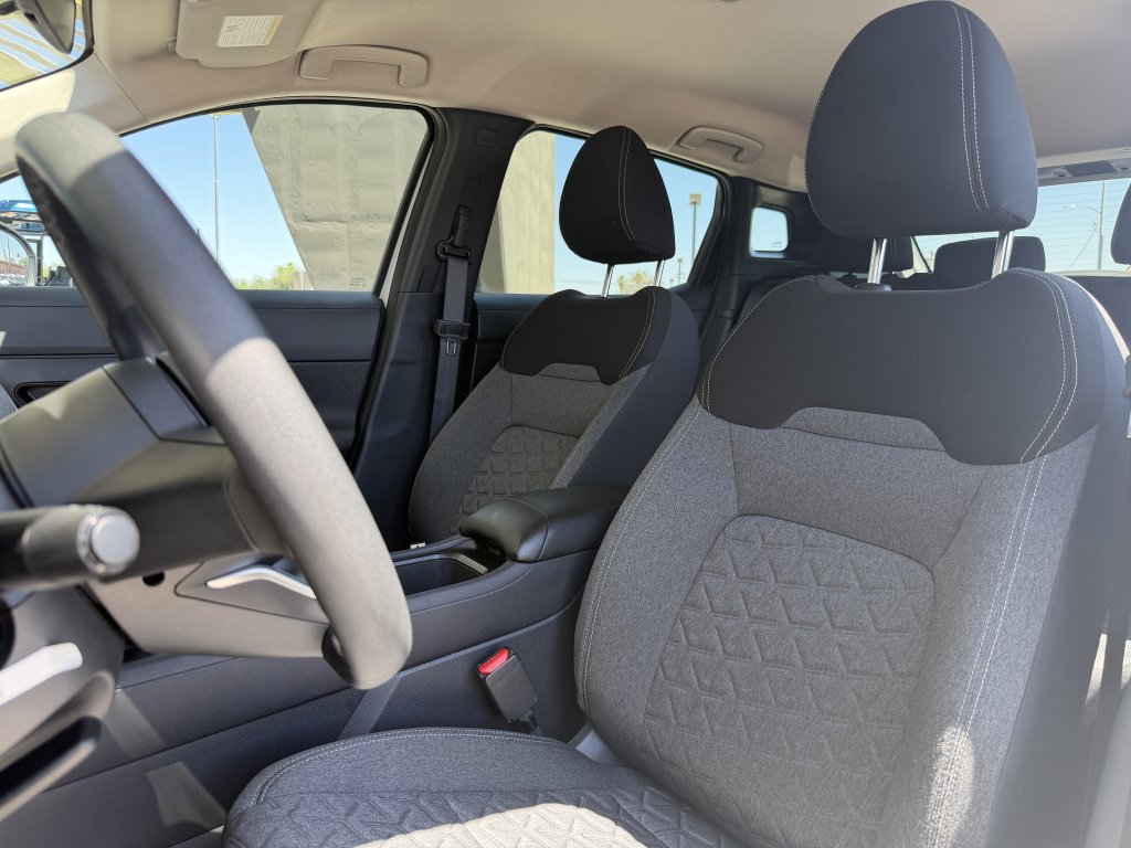 Used 2025 Nissan Kicks SV FWD image 27