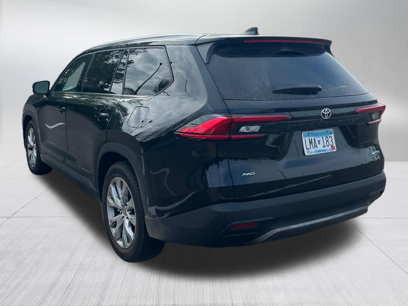 Certified 2024 Toyota Grand Highlander AWD image 4